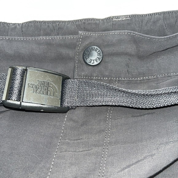 The North Face Men's Shorts Dark Gray Cargo Size XXL - Picture 4 of 7